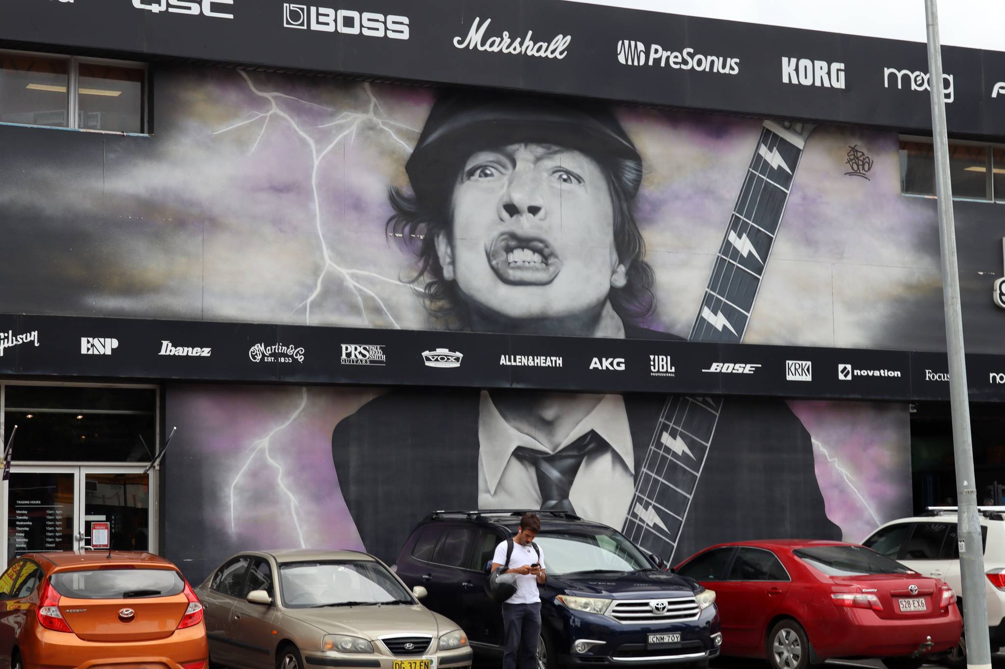 Sid Tapia&mdash;Angus Young