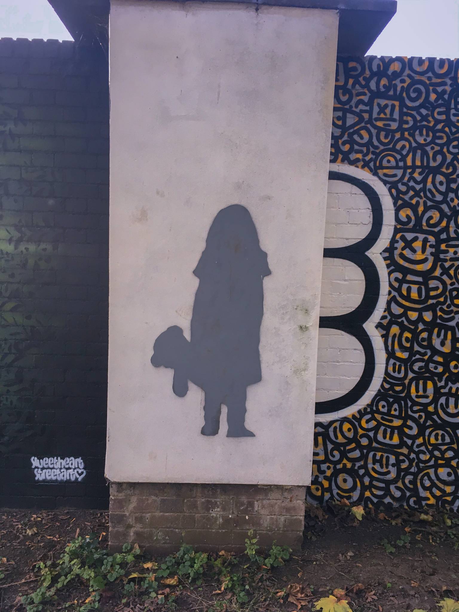 Unknown - Worcester UK&mdash;silhouette