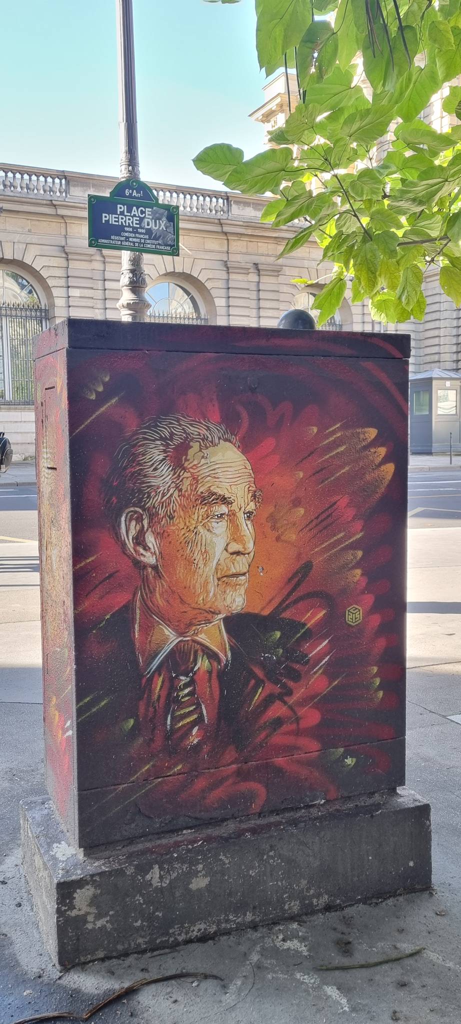 C215&mdash;Robert Badinter