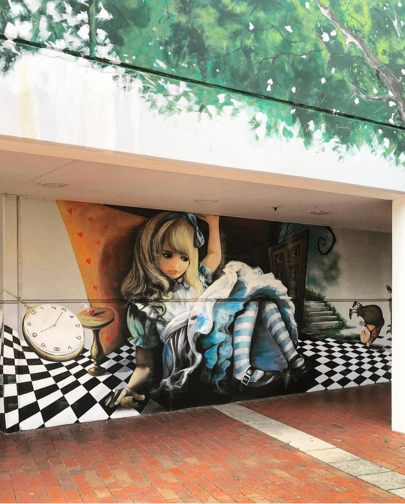 Melbourne's Murals&mdash;Alice in Wonderland 