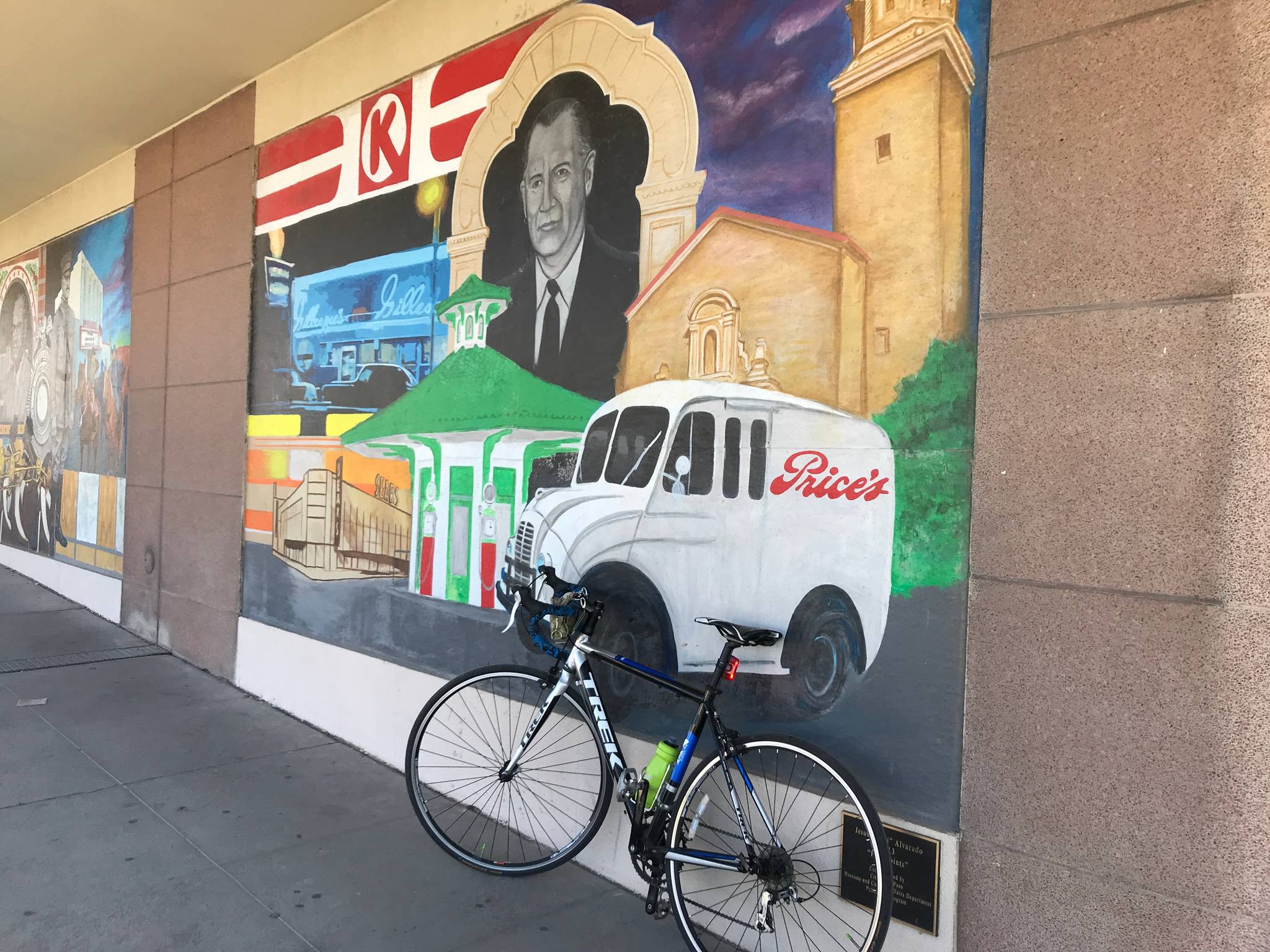 Lotte Kryger Bro&mdash;El Paso History Murals