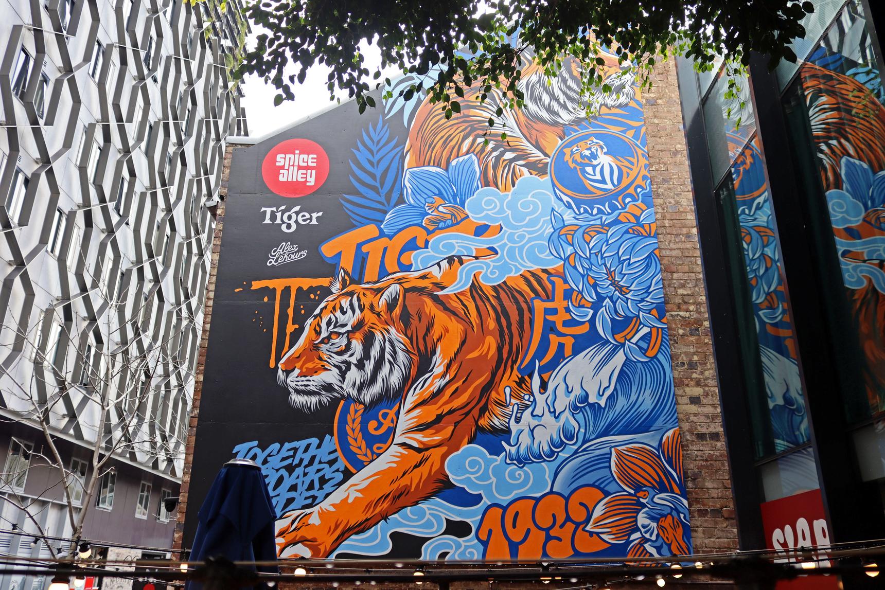 Alex Lehours—Tiger