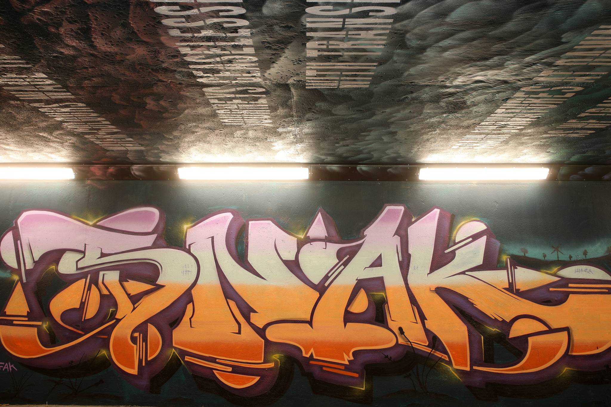 KVLR, Emic, Friz, Bore, noka, Kone, Noys, Fenz, Jam, joke, Snak&mdash;Tunnel Vision