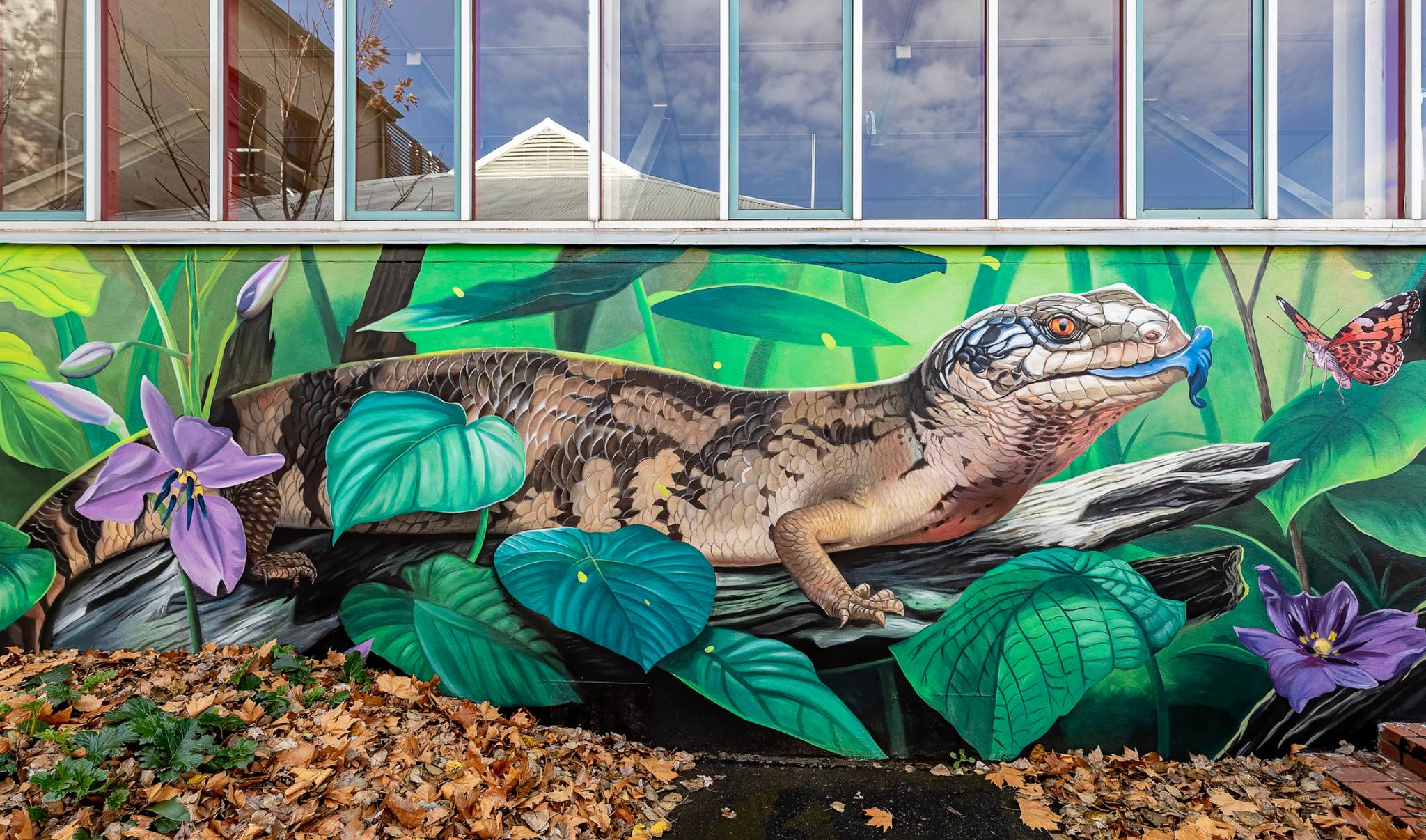 Sam Yong&mdash;Blue-tongued Lizard