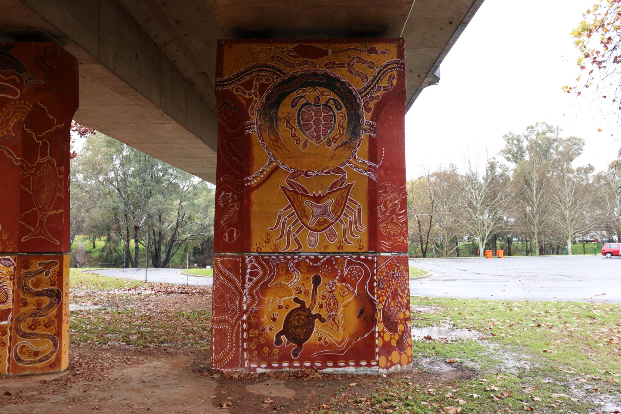 Kym Freeman&mdash;Cowra Bridge Pylons