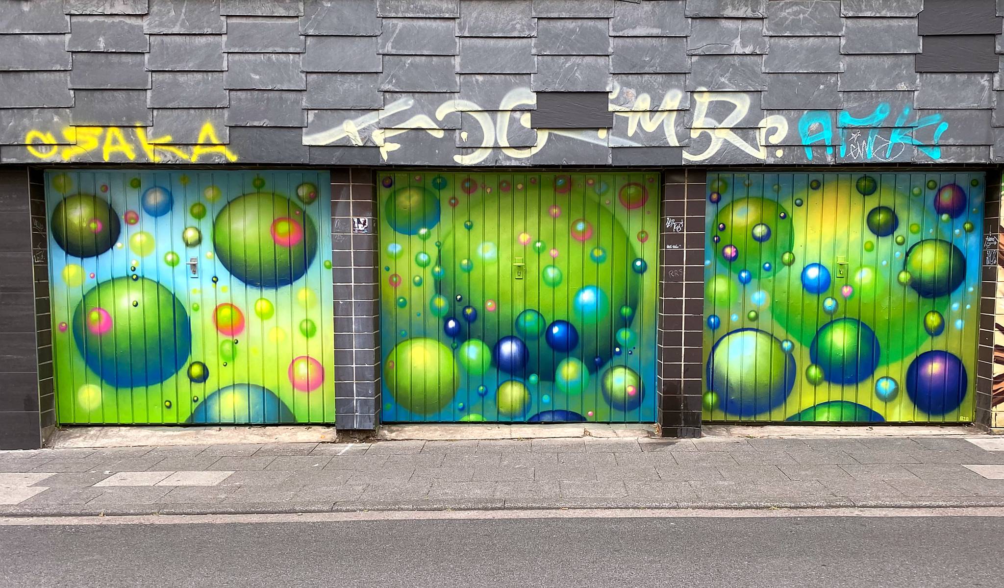 Seak&mdash;Colorful Balls