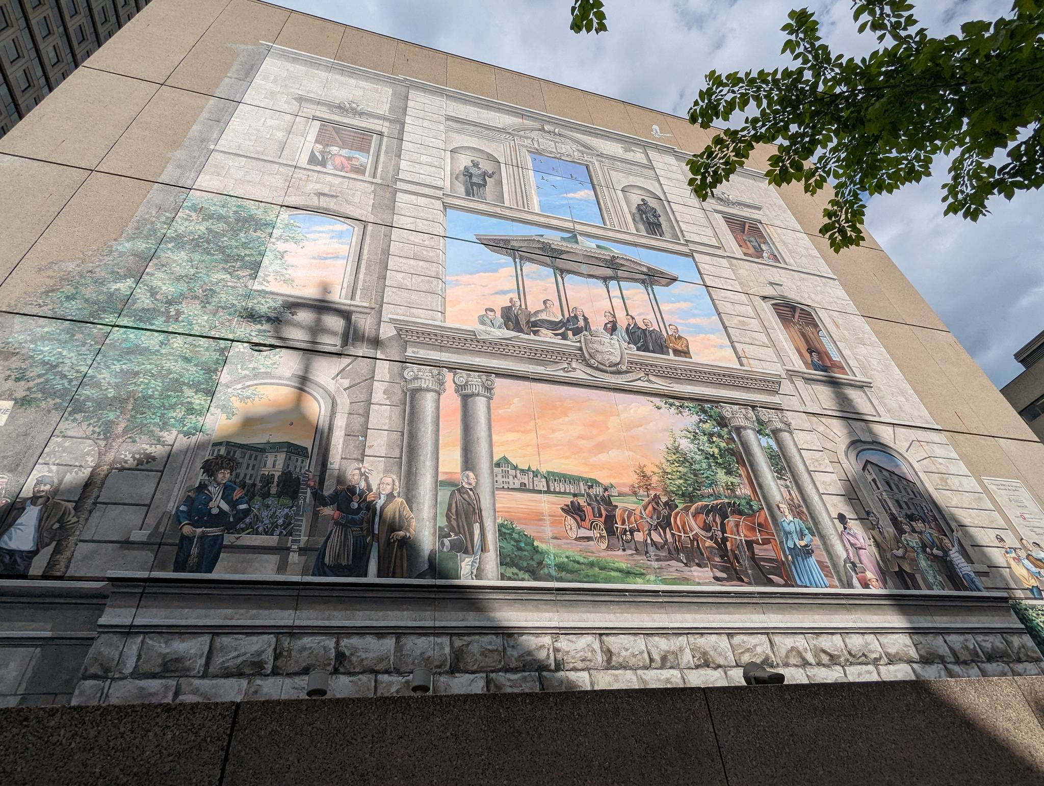 Murale Creation&mdash;La Fresque BMO de la Capitale Nationale du Quebec