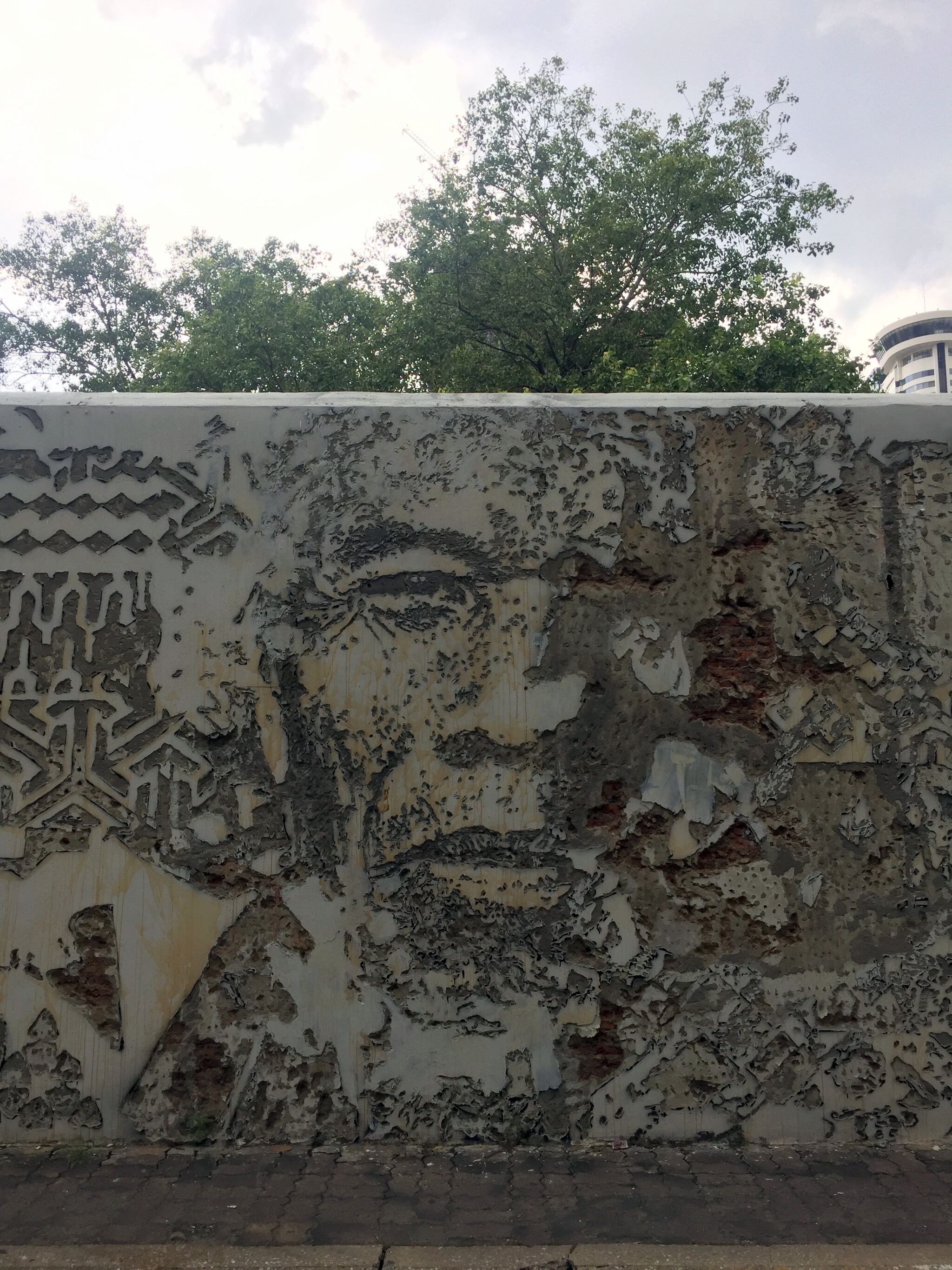Vhils&mdash;Scratching the surface project
