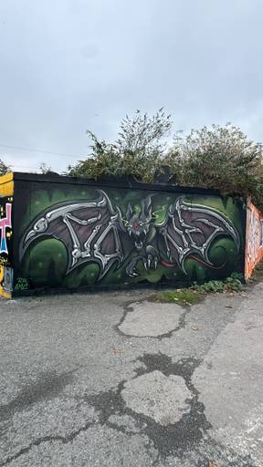 Bat