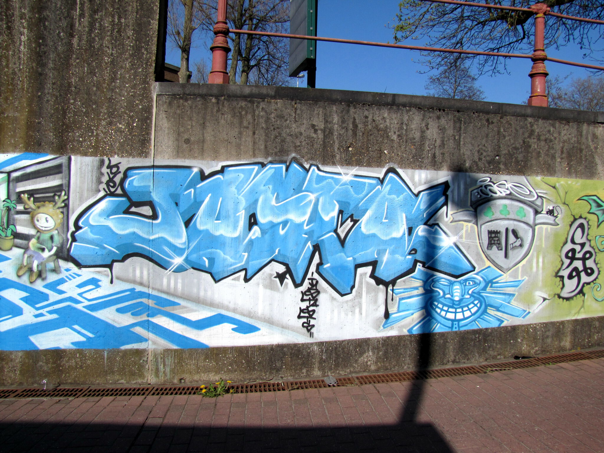 Various&mdash;graffiti tunnel