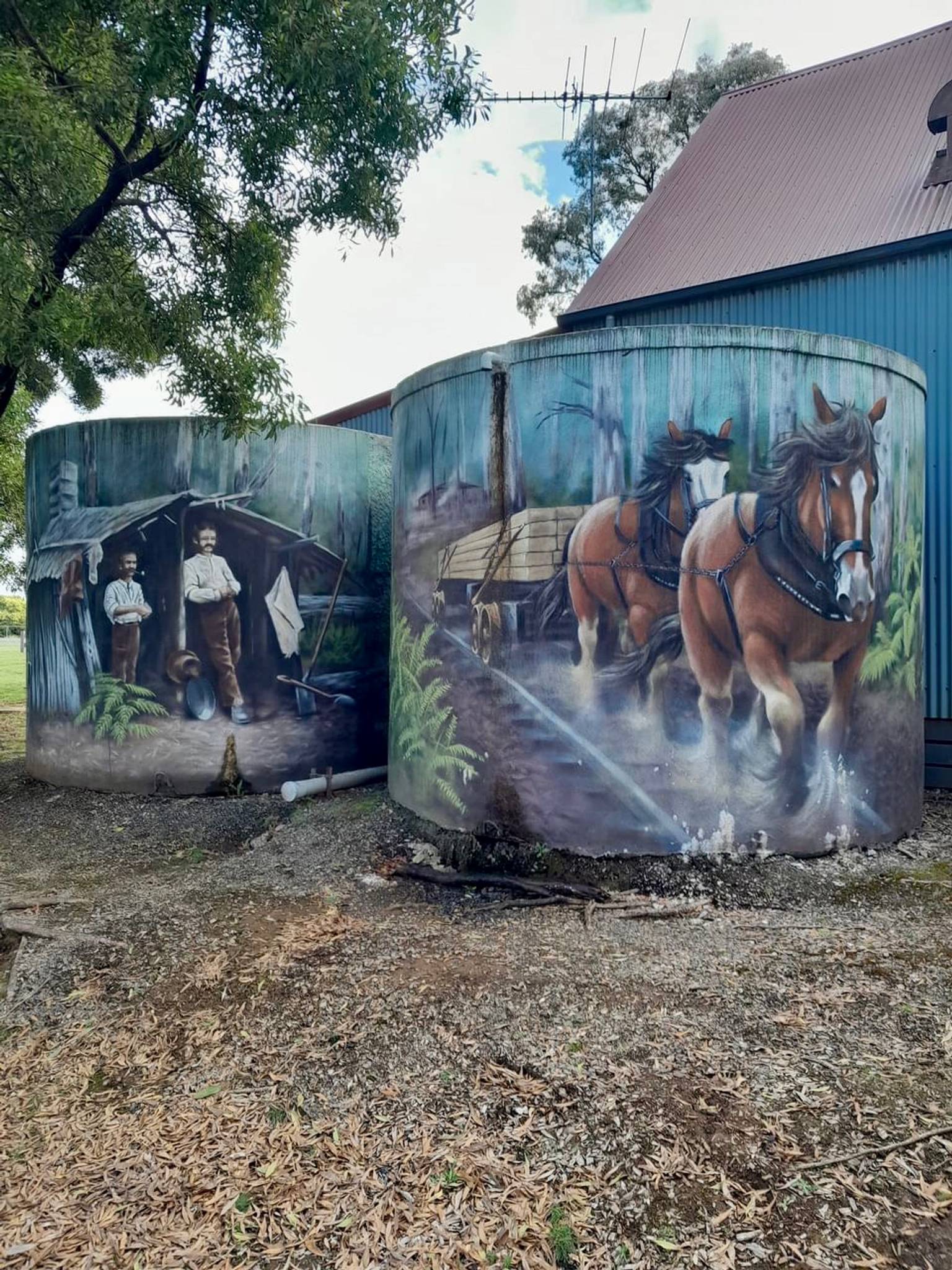 Tim Bowtell, Tim Honey&mdash;Kinglake Historical Murals