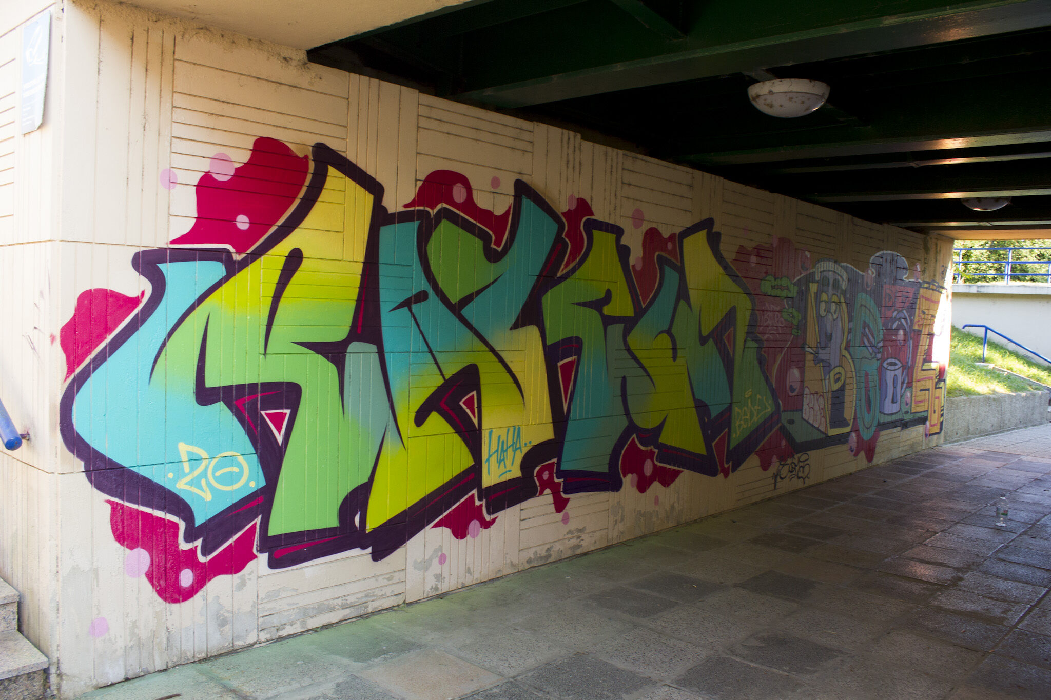 Chez186, Sarme, Poster, Kexer, Chino, Smack184, Lunar&mdash;Only fools and cans