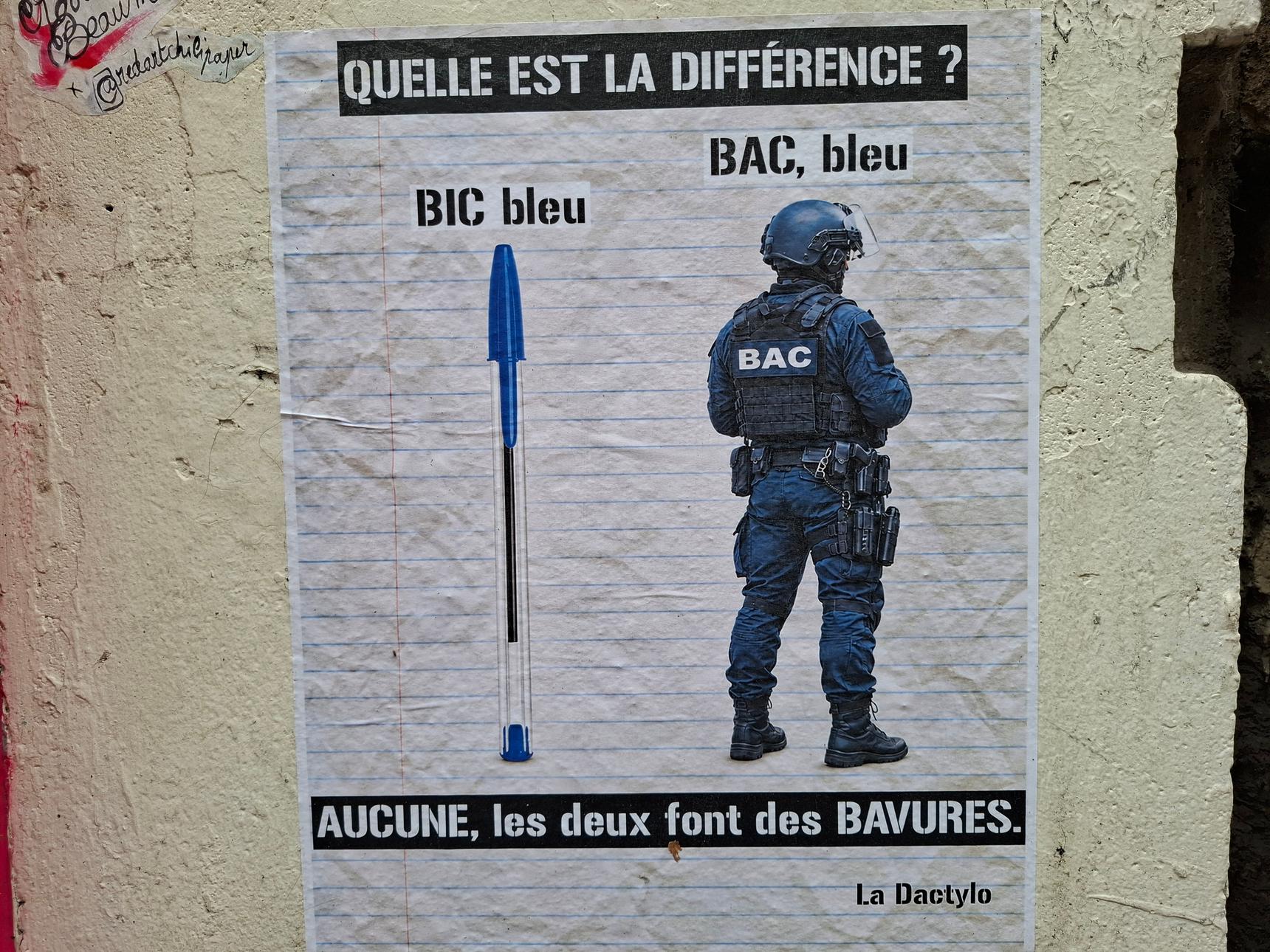 La Dactylo—BIC bleu, BAC Bleu