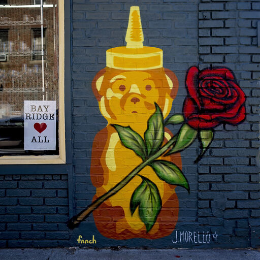 Honey Bear with Roses
