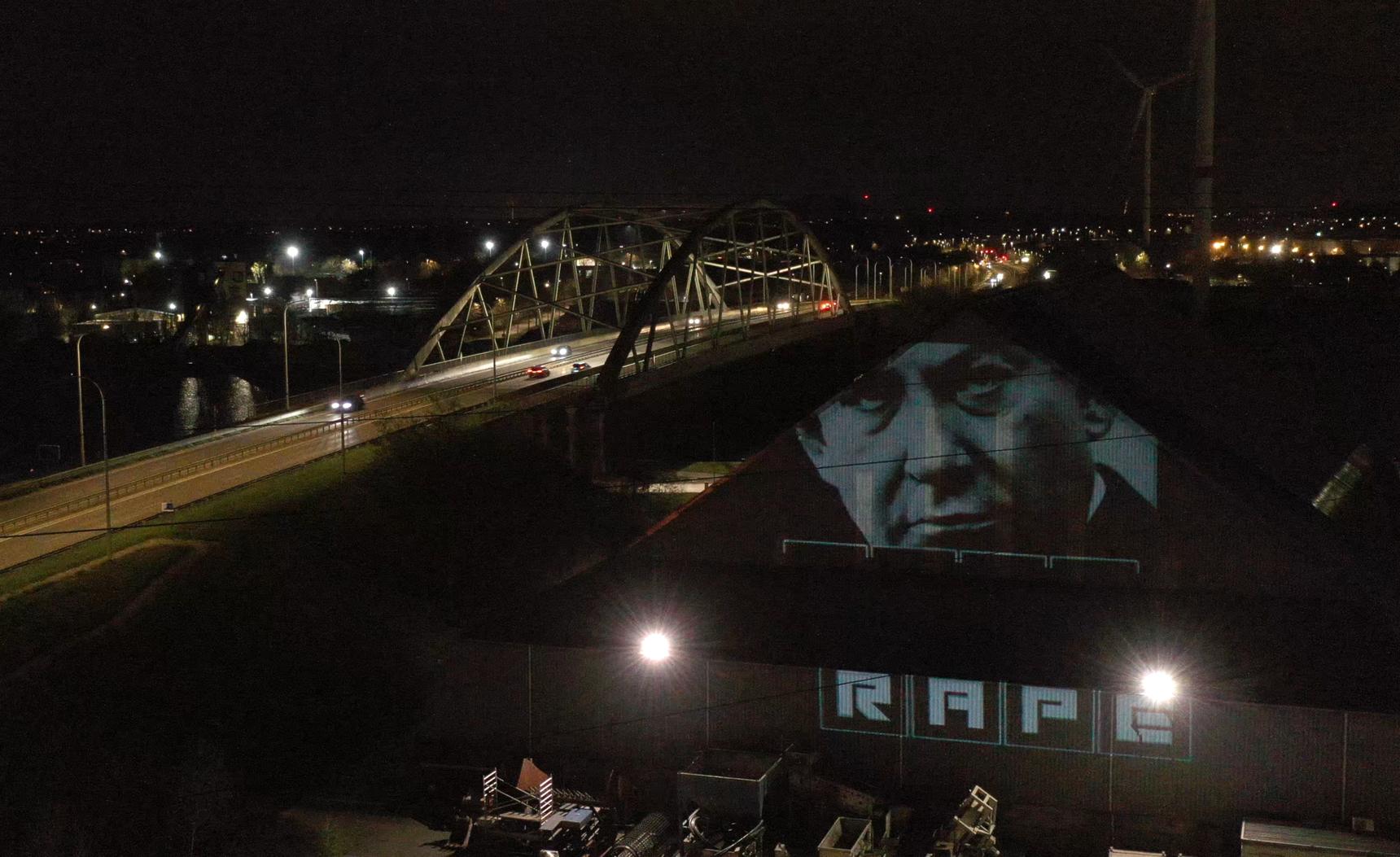 Jan Rosius, Jaak De Digitale—Moral Decay