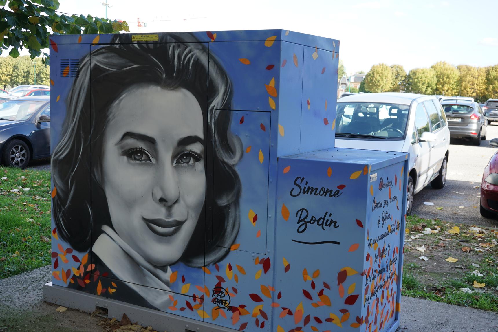 K2B Graff—Simone Bodin - série de femmes illustres