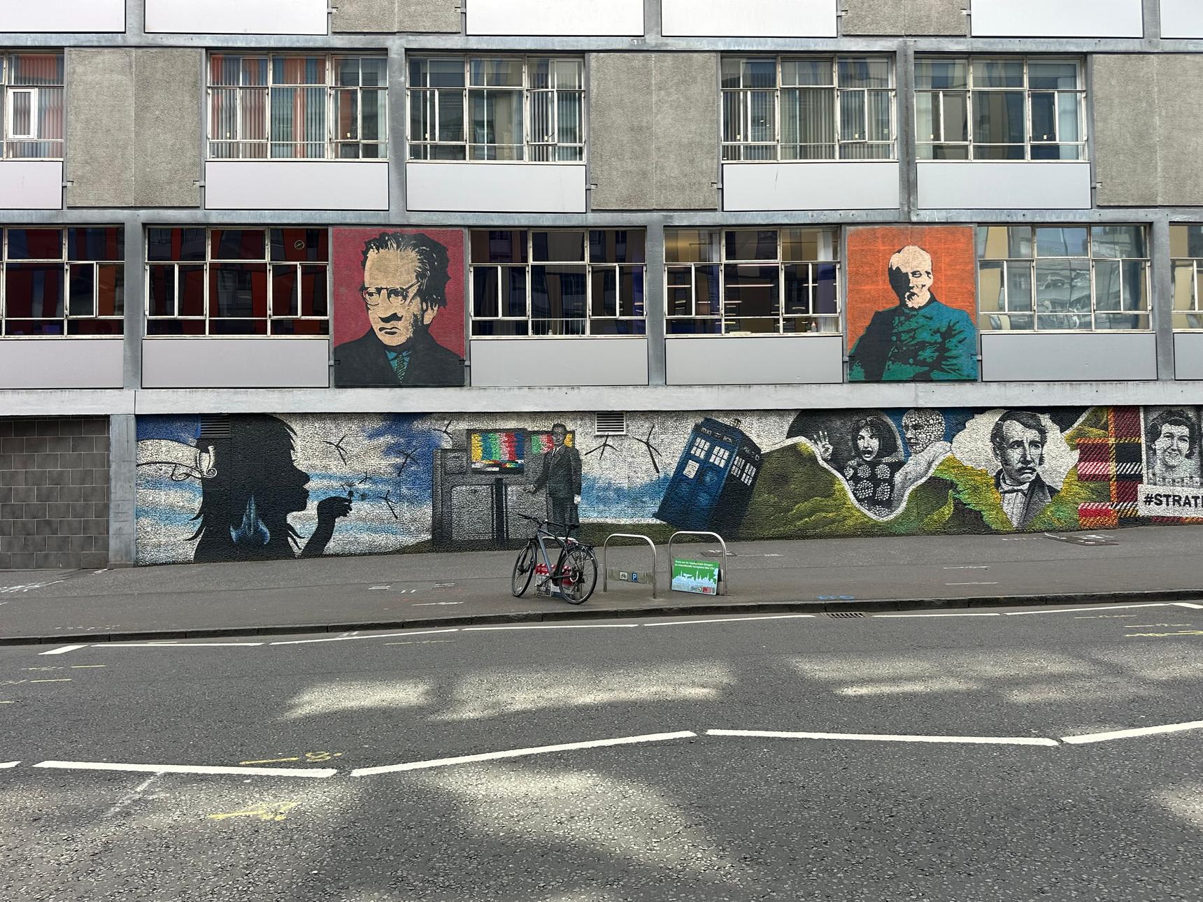 Rogueoner, Ejek—Strathclyde Wonderwall