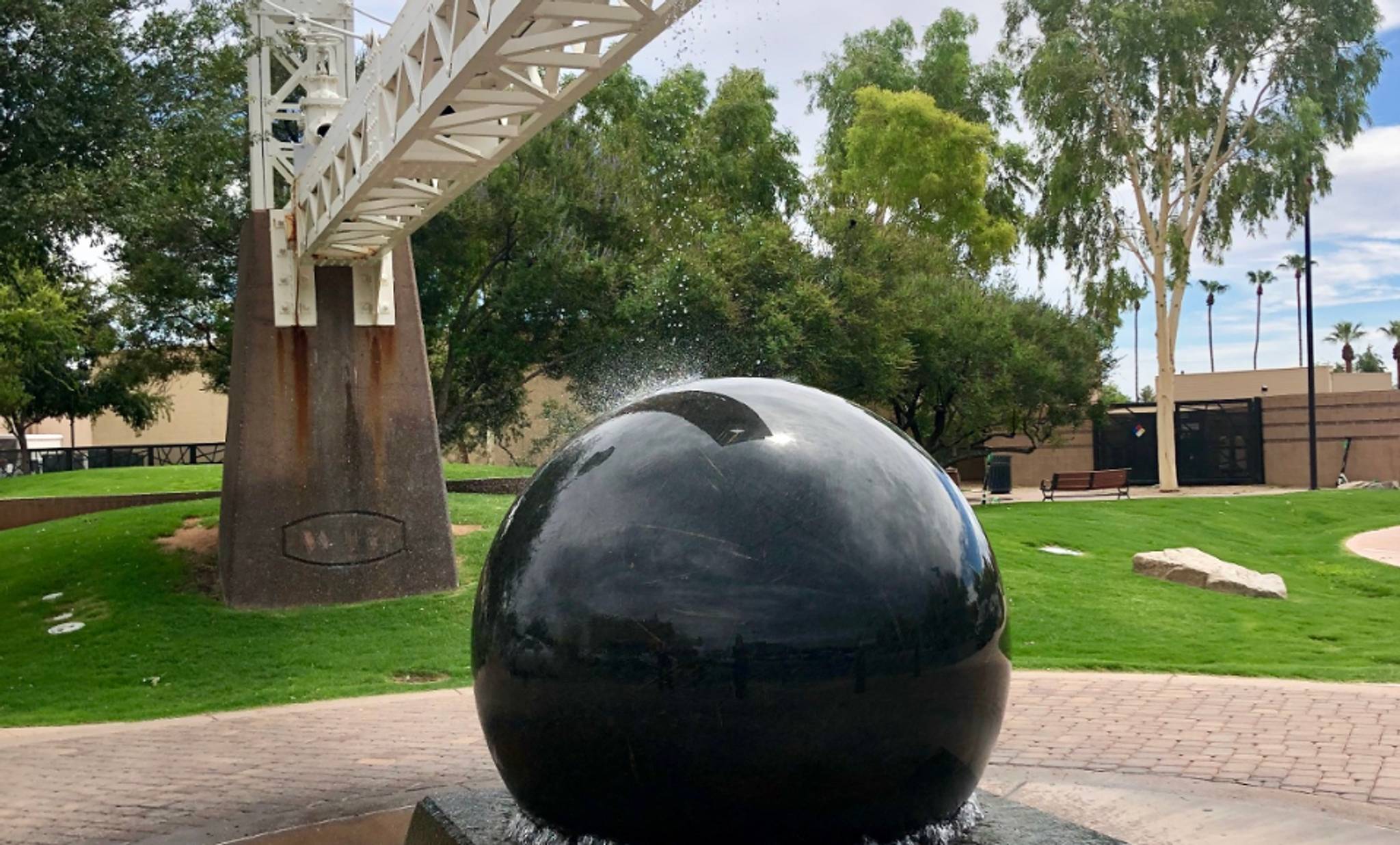 Unknown - Phoenix&mdash;Kugel Ball at Water Tower Plaza