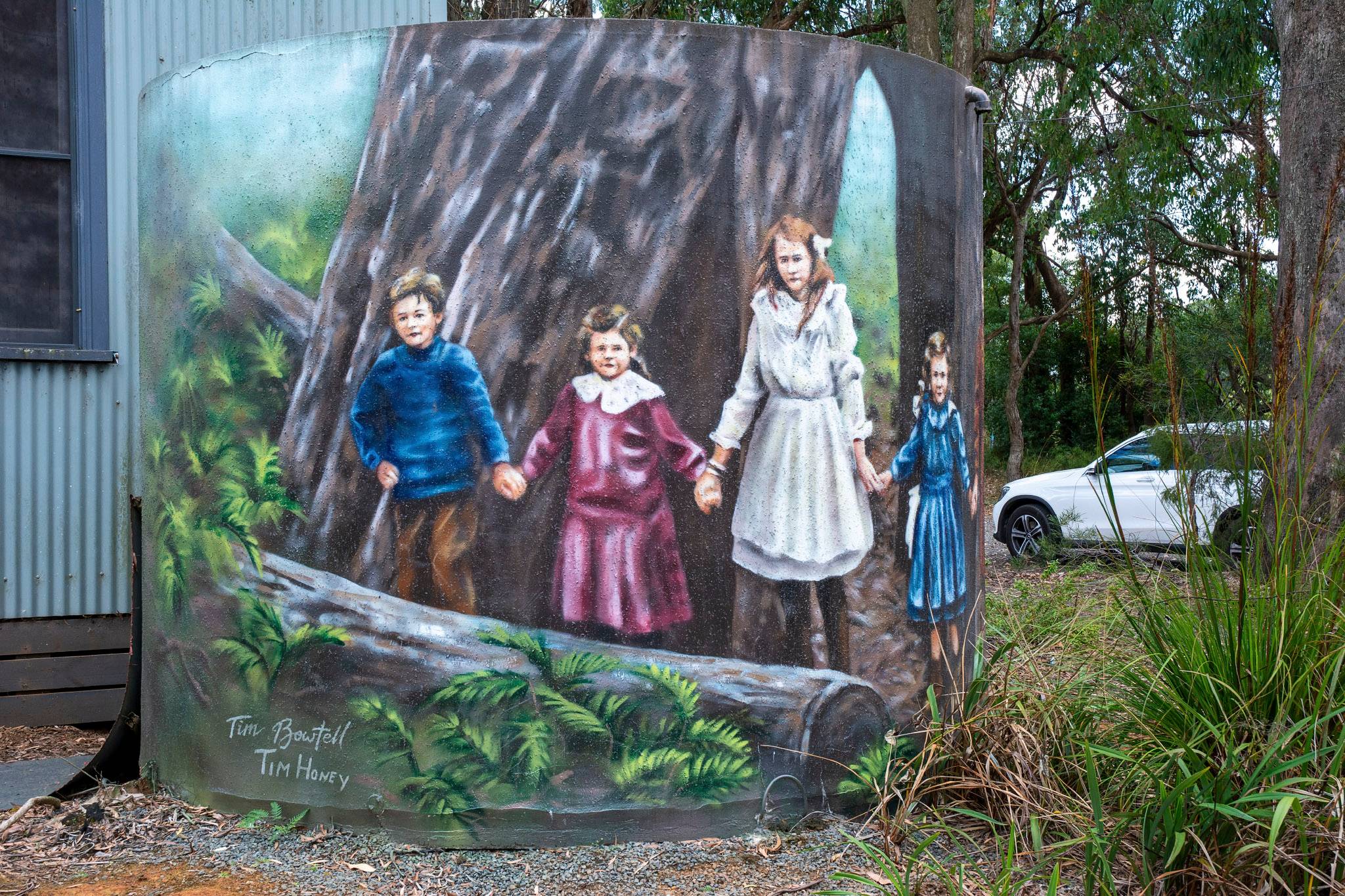 Tim Bowtell, Tim Honey&mdash;Kinglake Historical Murals