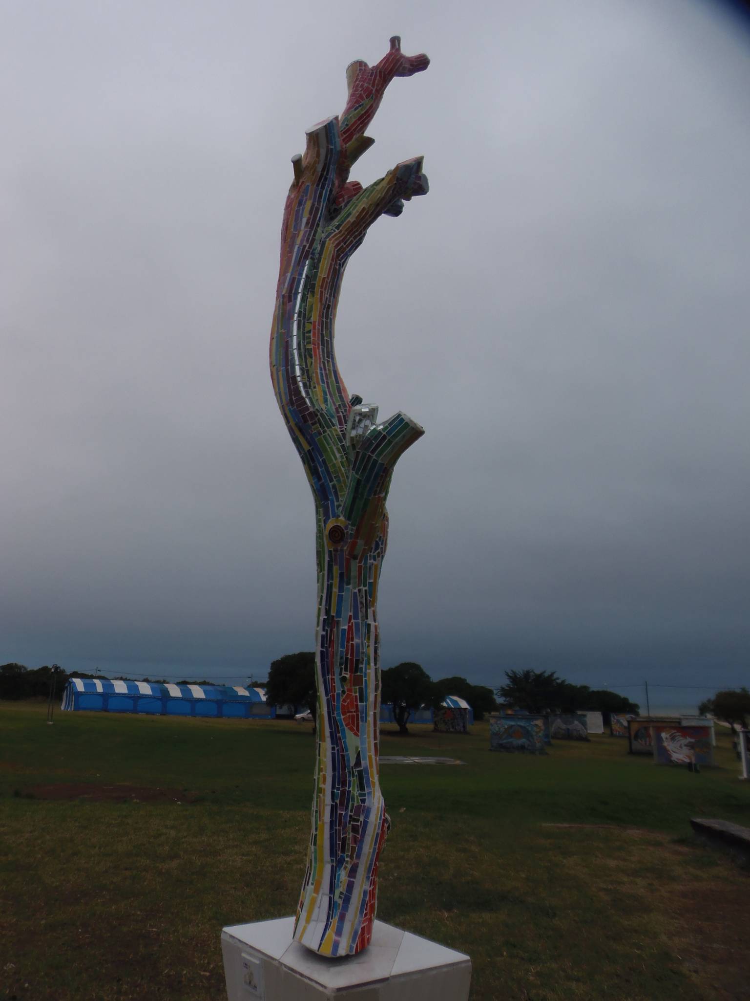 Maurizio Gobernattori&mdash;“El Árbol de la Vida” (“The Tree of Life”)