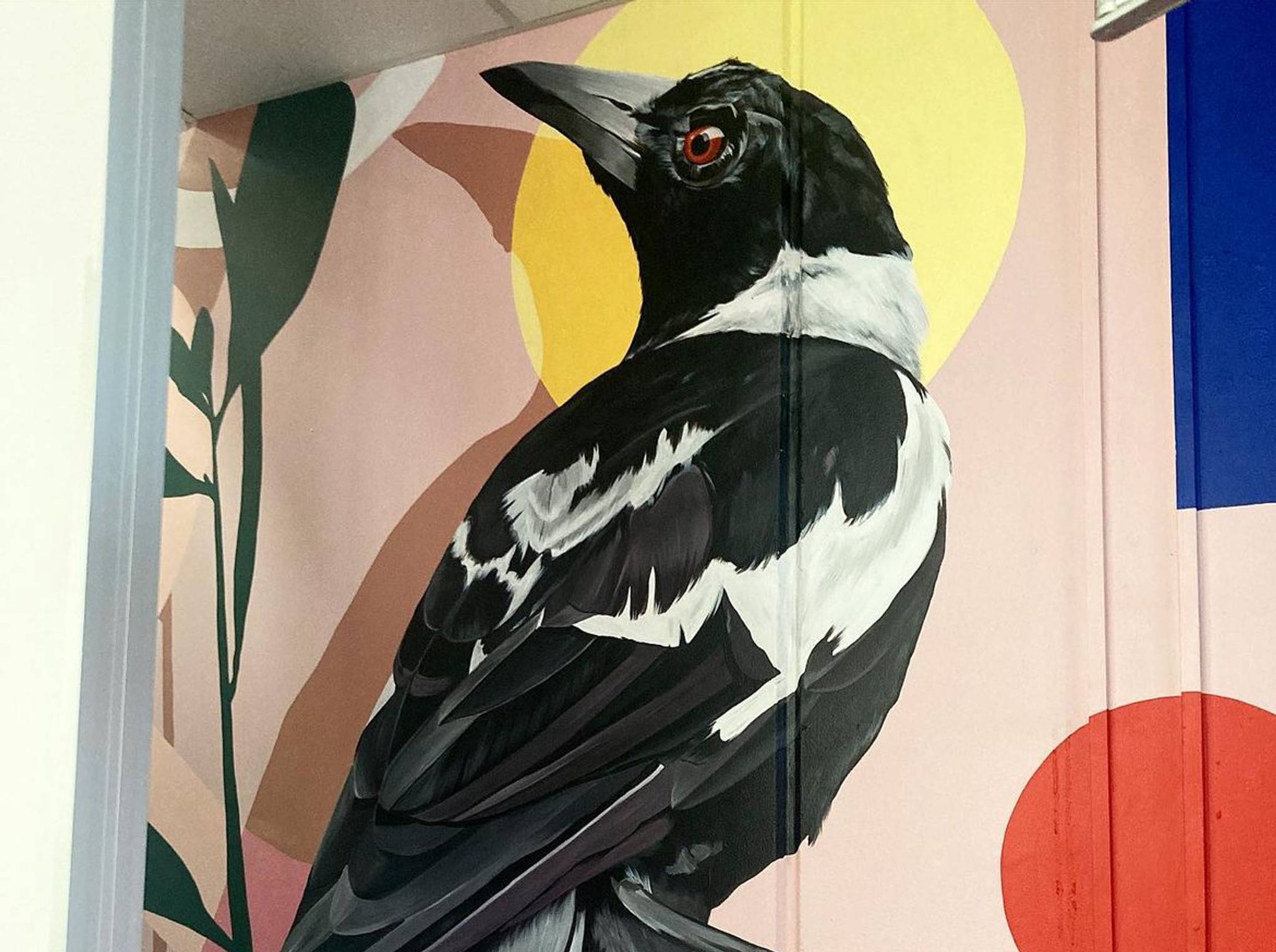 Melanie Caple&mdash;Magpie, Tui and Gladioli