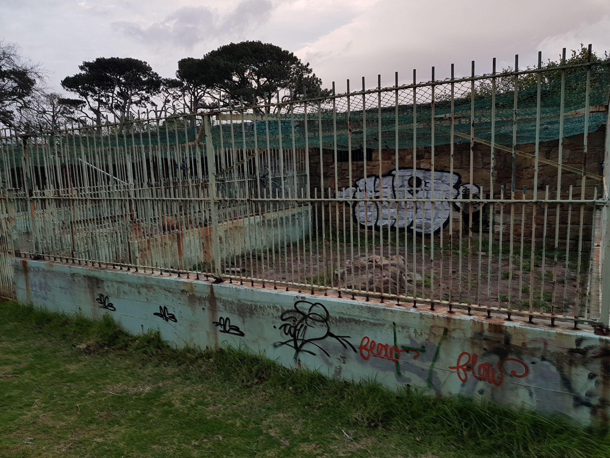 Unknown - Cape Town&mdash;Newlands Forest Abandoned Zoo