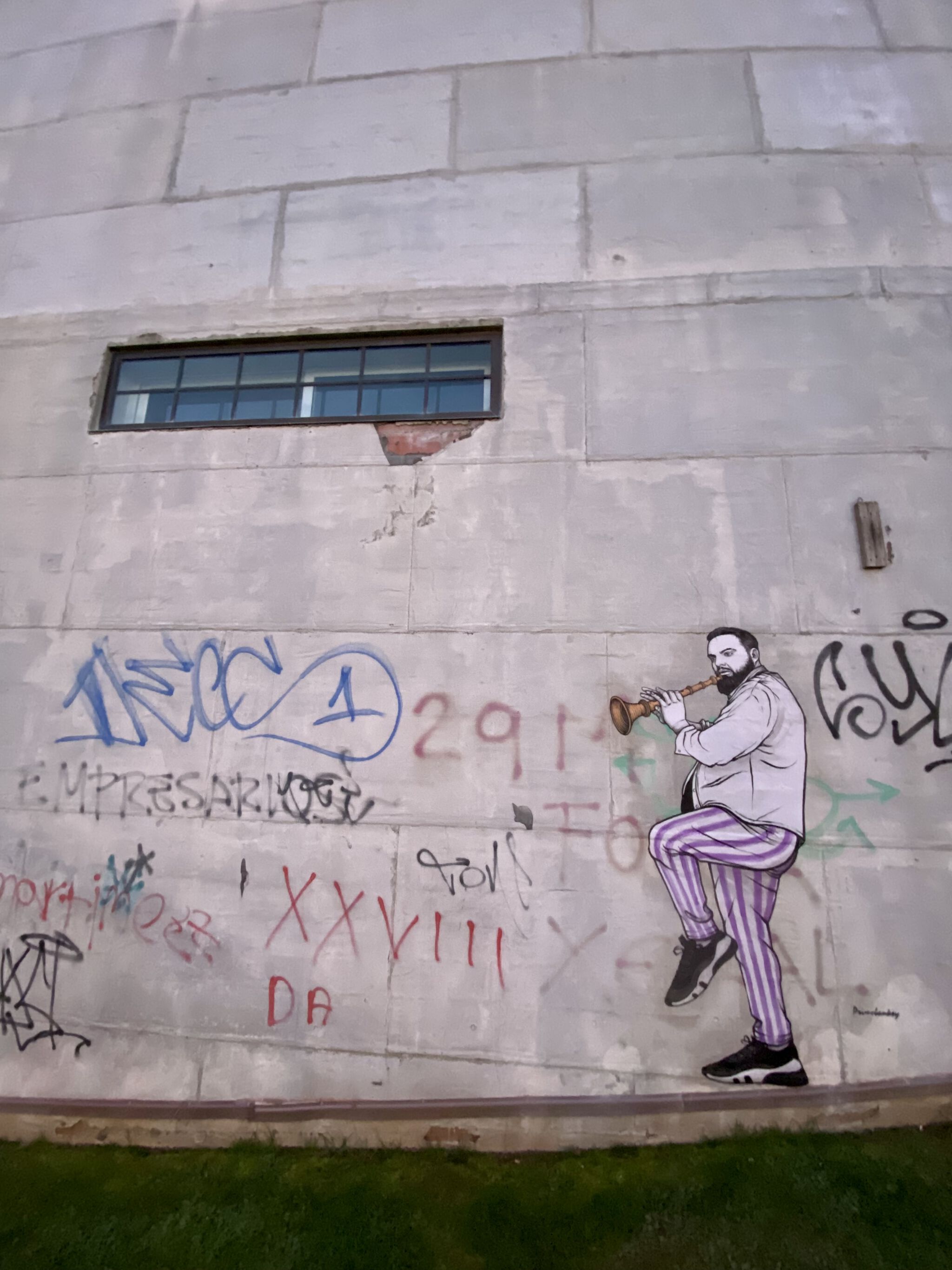 El Primo de Banksy&mdash;Follow me