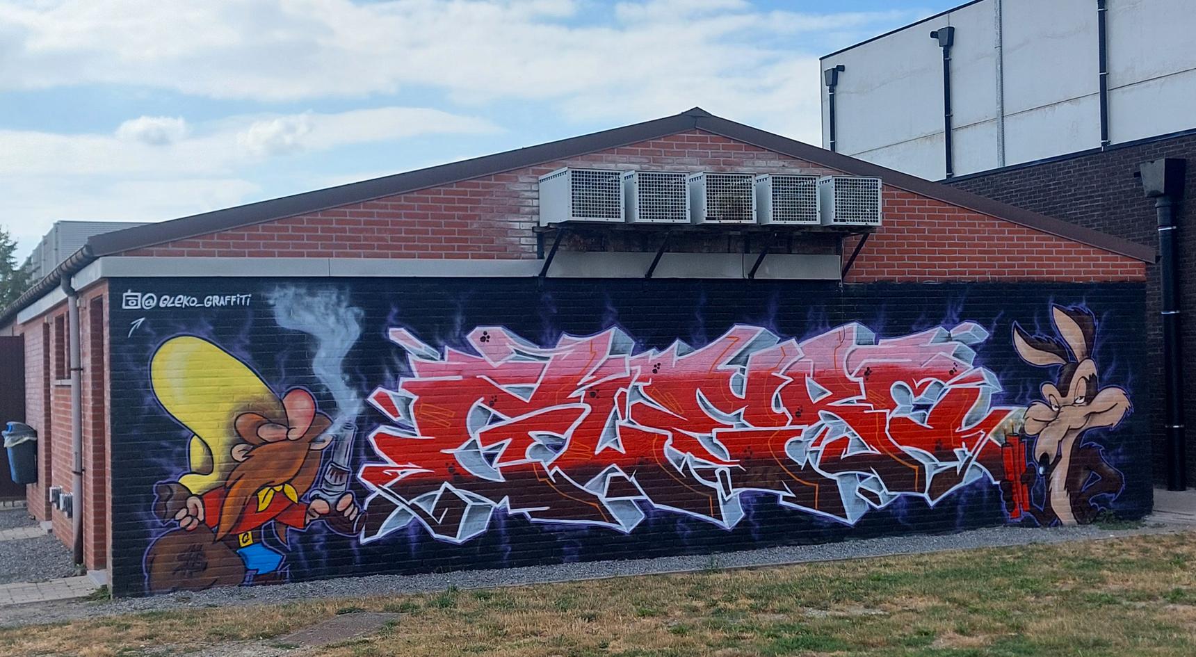 Glenn Van Roey—undefined