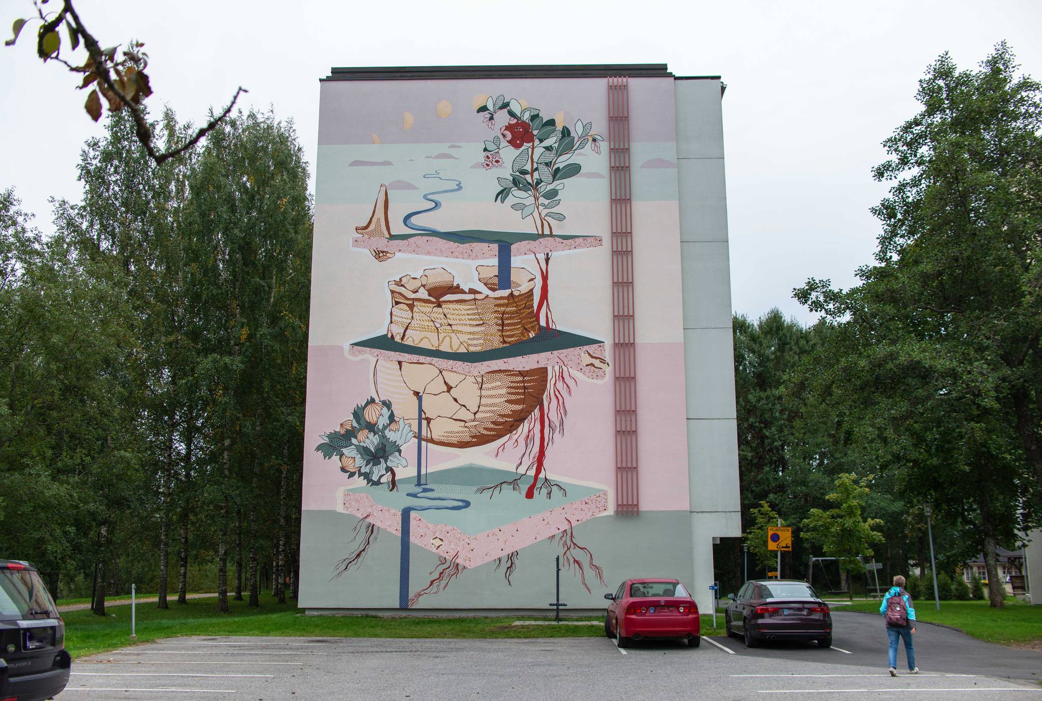 Essi Ruuskanen, Maikki Rantala, Street Art Vantaa&mdash;Husbacka II – Muistoja Muinaismeren Rannalta (2021)