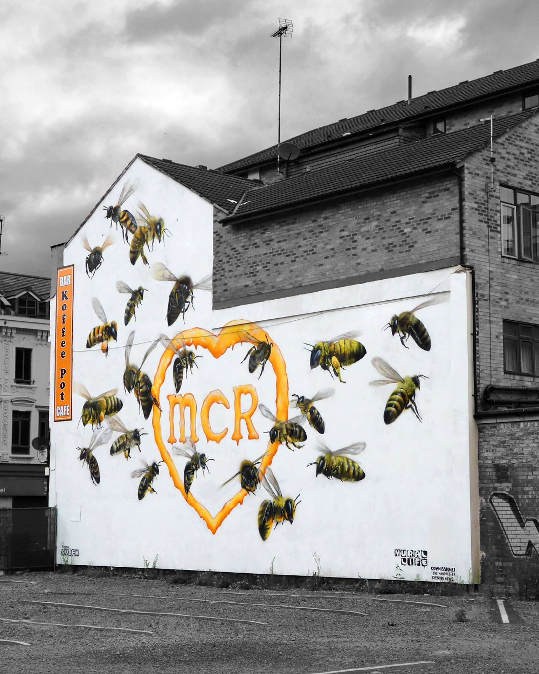 QuBek&mdash;We Love Manchester 