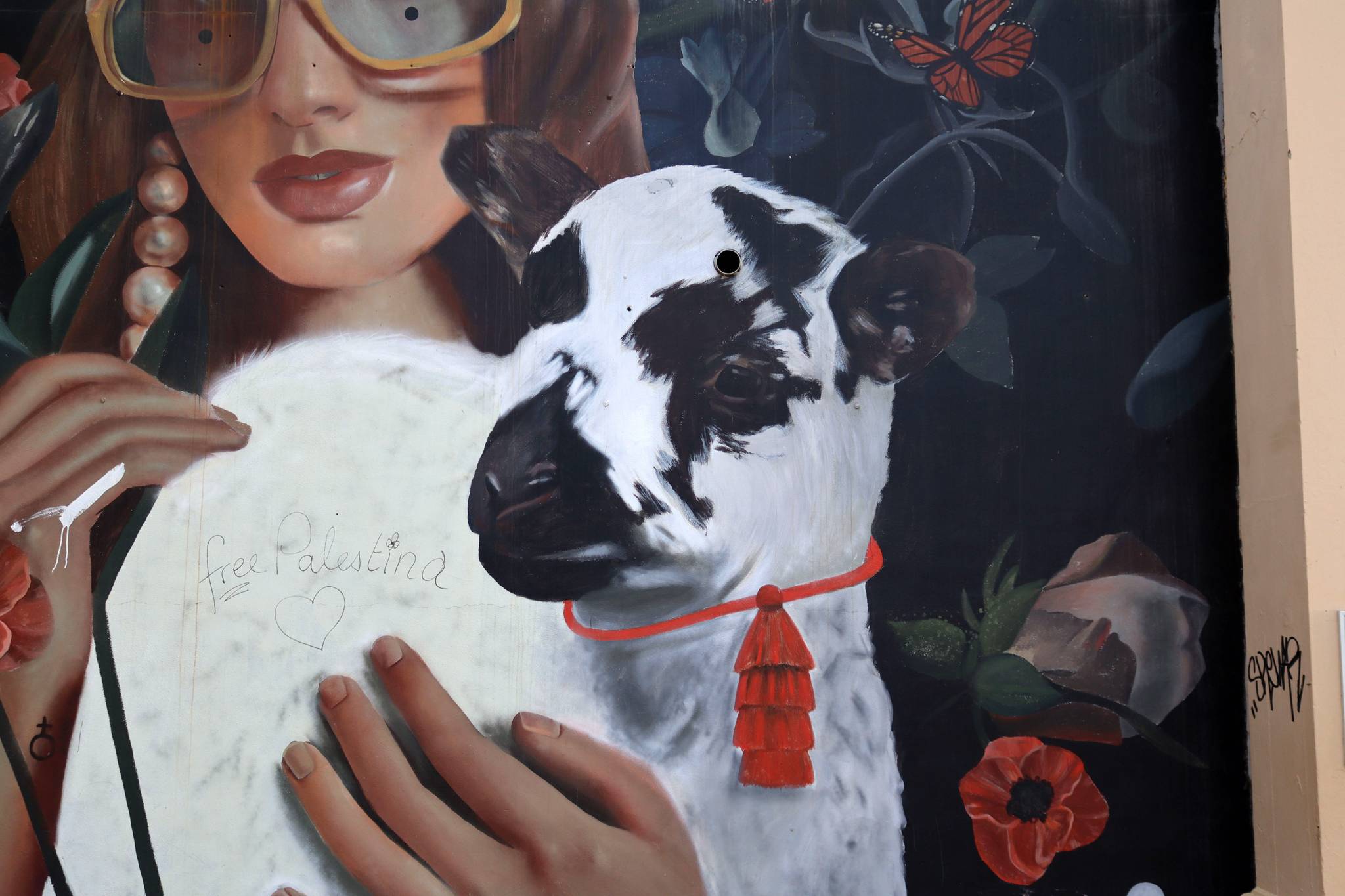 Lisa King&mdash;Gucci Girl and Lamb